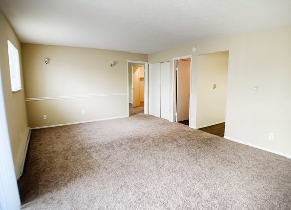 Unfurnished Living Area  at Crown Station Apartments, Ohio, 45102