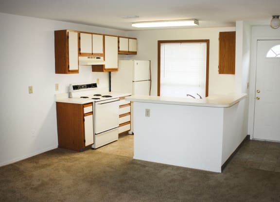 Kitchen at Woodhills Apartments, West Carrollton