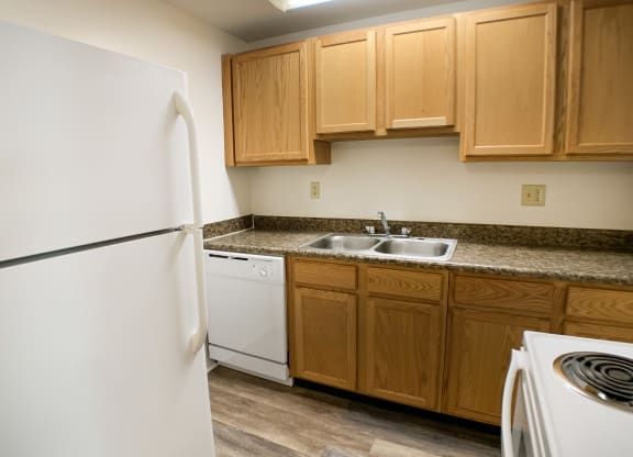 Furnished Kitchen  at Barkley Ridge Apartments, Southgate