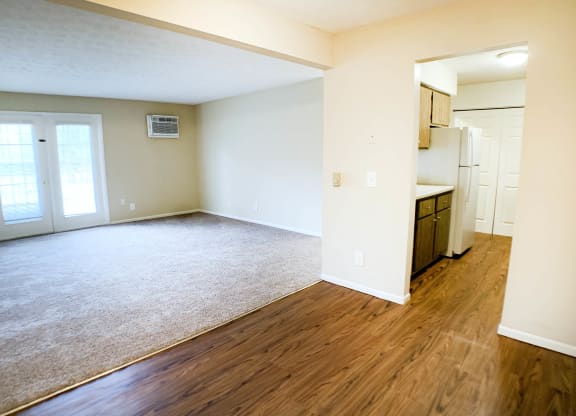 Living Room  at Concord Woods Apartments, Milford, 45150