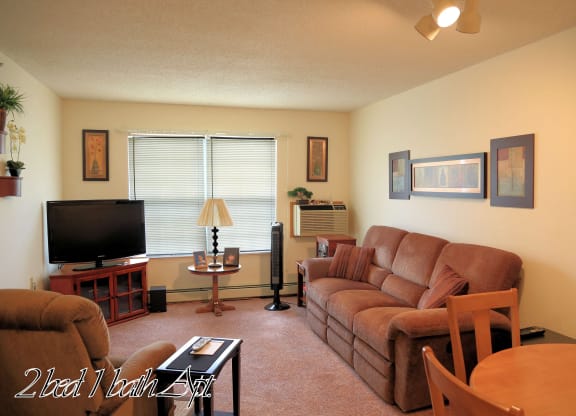 Colonial Woods Senior Apartments Lansing, MI