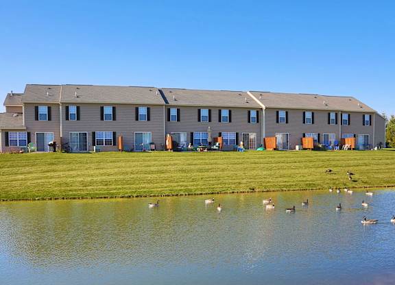 Willow Ponds Apartments in Lansing, MI 48917