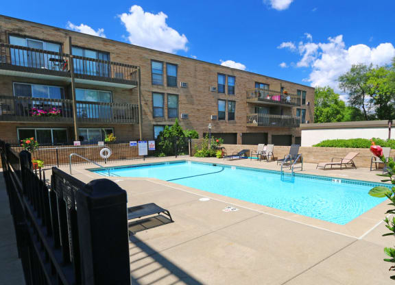 Lexington Hills pool