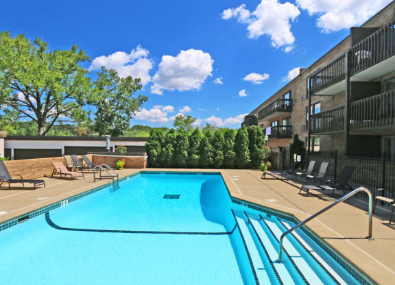 Lexington Hills pool