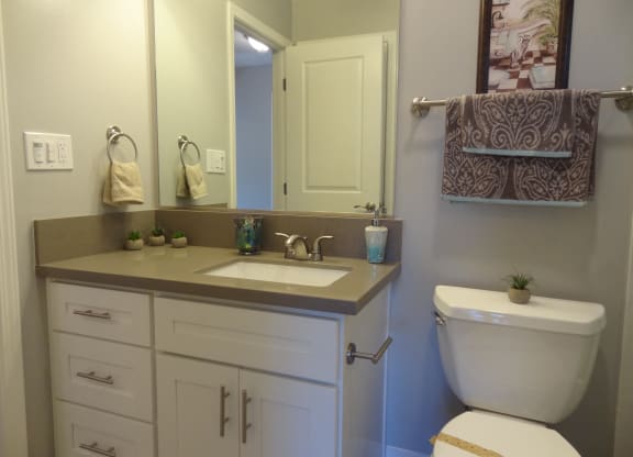 Modern Bathroom Fittings at Los Altos Court, Los Altos