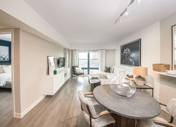 cambridge park apartment bedroom and dining