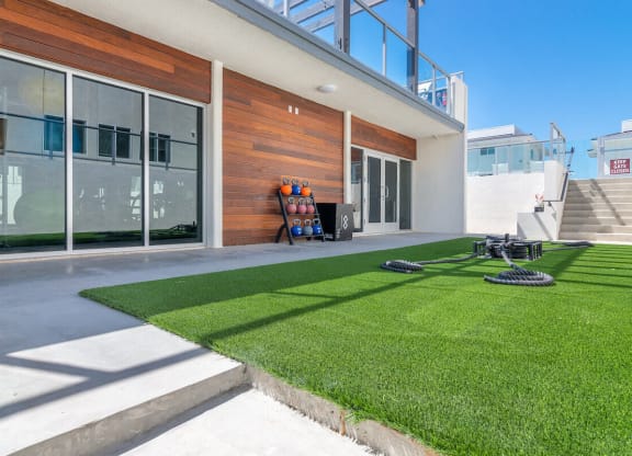 Outdoor Fitness at Bixby Hill Apartments, Long Beach