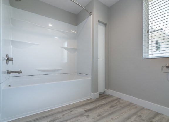 Bathroom With Bathtub at Bixby Hill Apartments, California