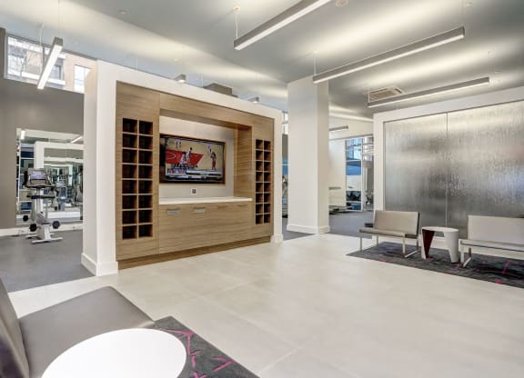 State Of The Art Fitness Center at TENmflats, Maryland