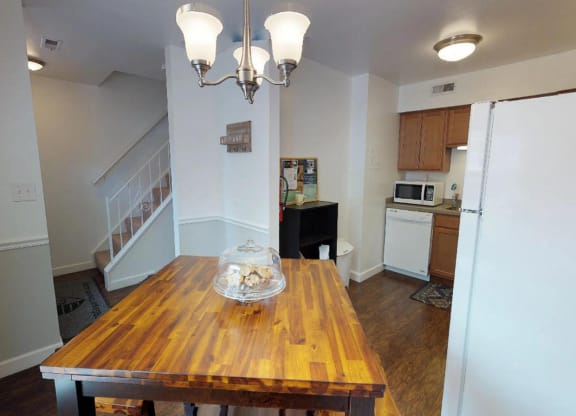 Walnut Creek Townhomes Kitchen at Walnut Creek Townhomes, Cincinnati
