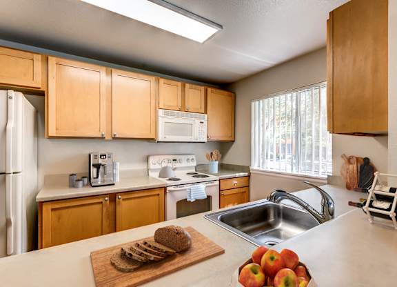 Full equipped kitchen at Island Homestead