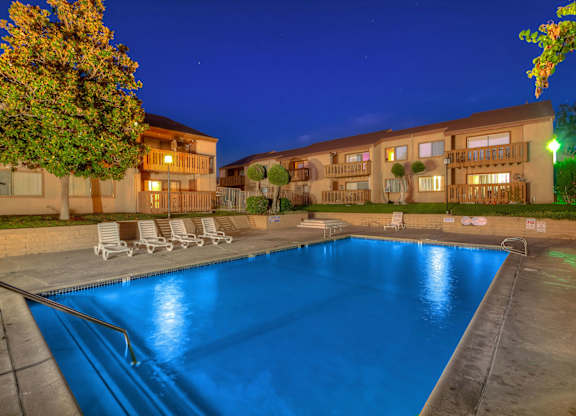 Woodside Village Apartments Pool