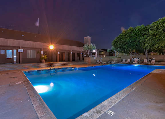 Woodside Village Apartments Pool
