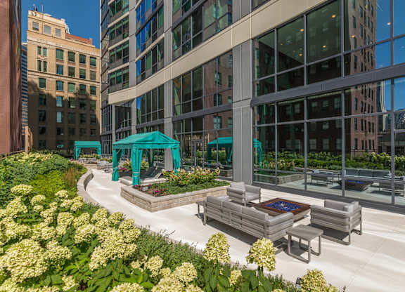 9th floor terrace at 73 East Lake, Chicago, 60601