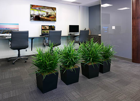 Business Center at Churchill, Minneapolis, MN, 55401
