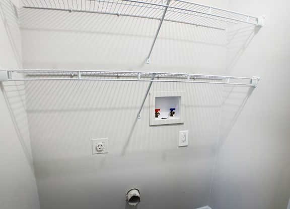 Closet at Miamisburg by the Mall, Miamisburg, 45342