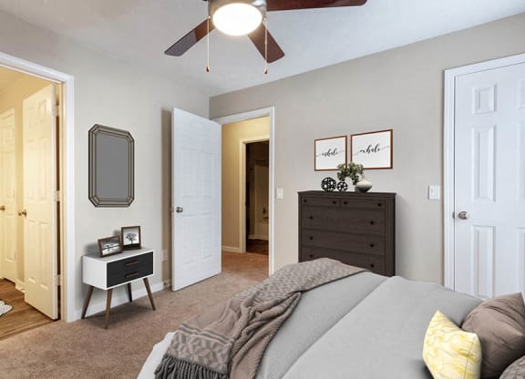 Lighted Ceiling Fan at Ridgeland Place Apartment Homes, Ridgeland