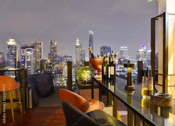 Roof top bar