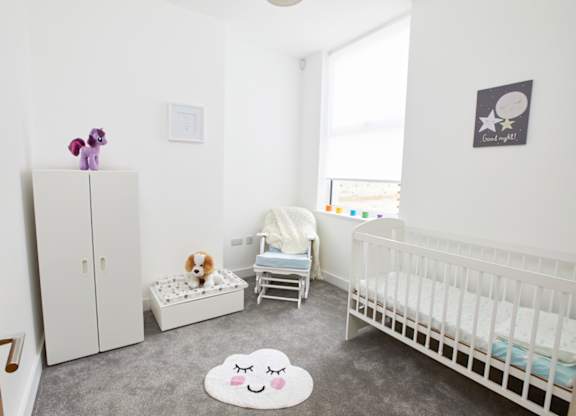 West End bedroom
