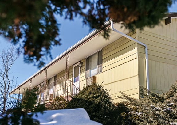 Pool With Clubhouse View at Poplar Creek Apartments, Brookfield, 53045