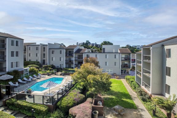 Delphine on Diamond property image