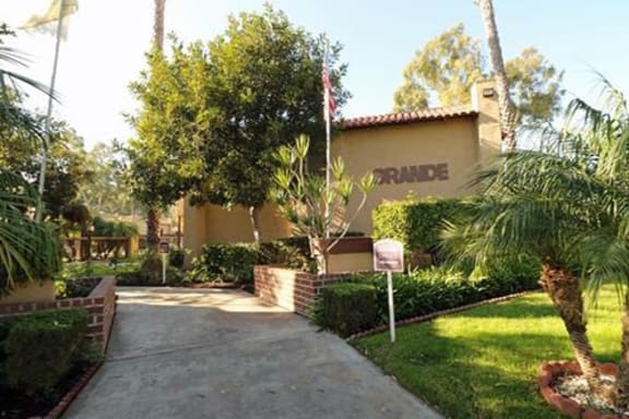 GRANDE property image