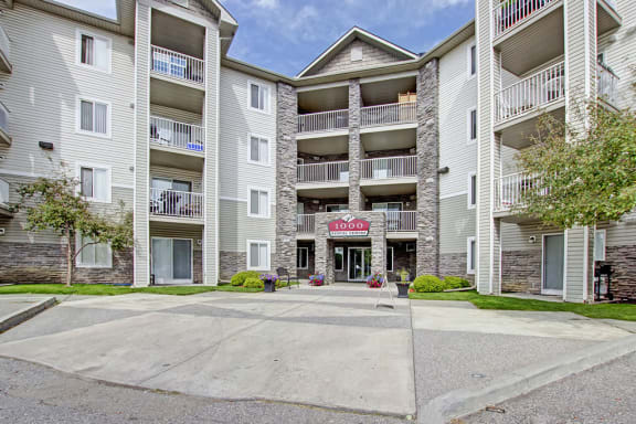 The Pointe at Applewood property image