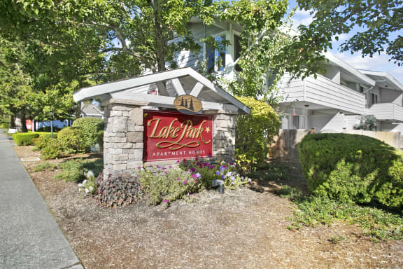 Lake Park property image