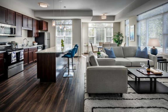 Oaks of Shorewood Apartments property image