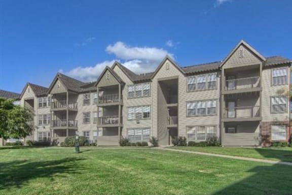 Villas at Preston Lakes Apartment Homes property image