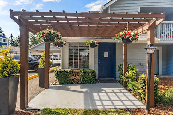 Crown Pointe Apartments property image