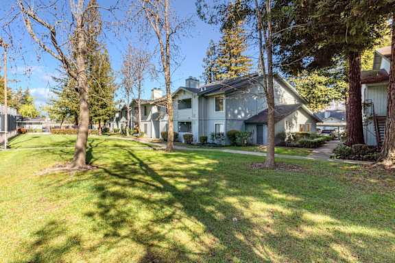 Vintage Pointe property image