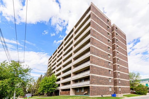 Niakwa Tower property image