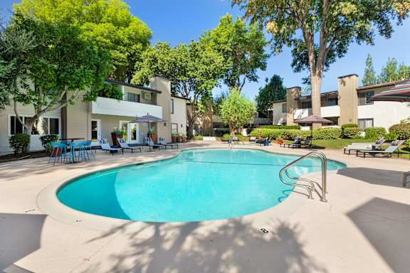 Chatsworth Pointe Apartment Homes property image