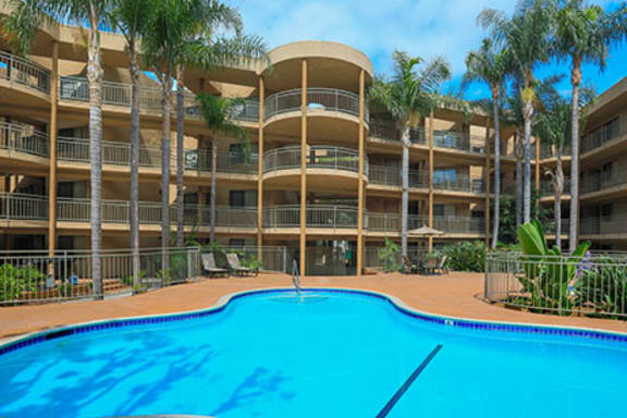 Bixby Knolls property image