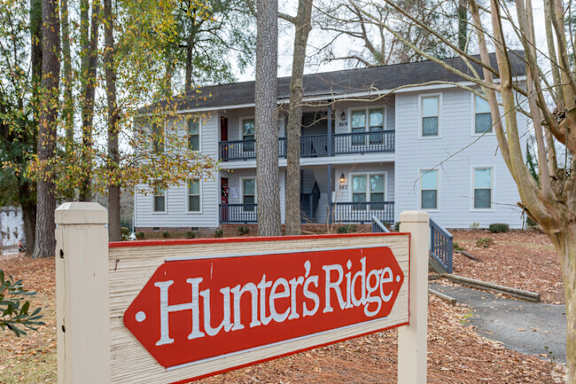 Hunter's Ridge Apartments property image