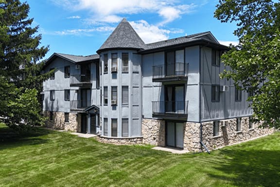 Forest Pointe property image