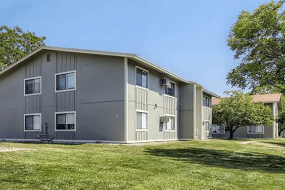 Country Green Apartments property image