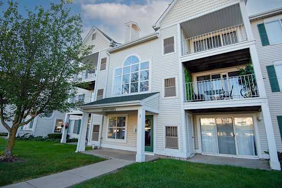 Drakes Pond Apartments property image