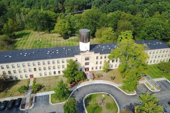 Grand Ledge Apartments property image