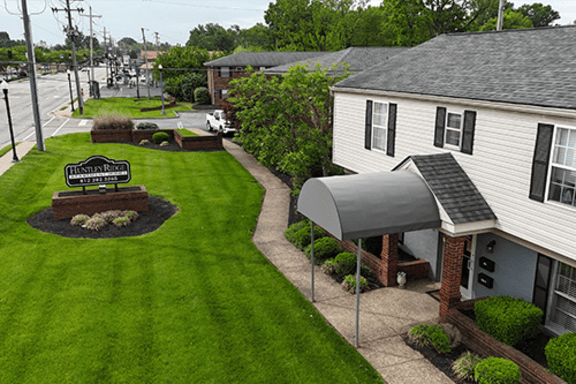 Olde Towne Village and Huntley Ridge Townhomes property image