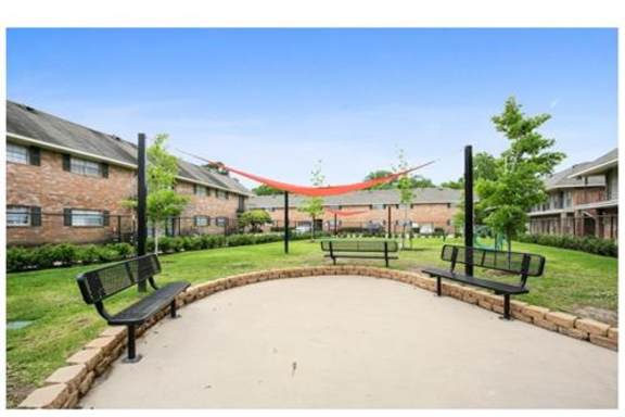 21 South Parkview property image