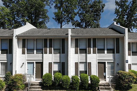 Quail Hollow Apartments property image
