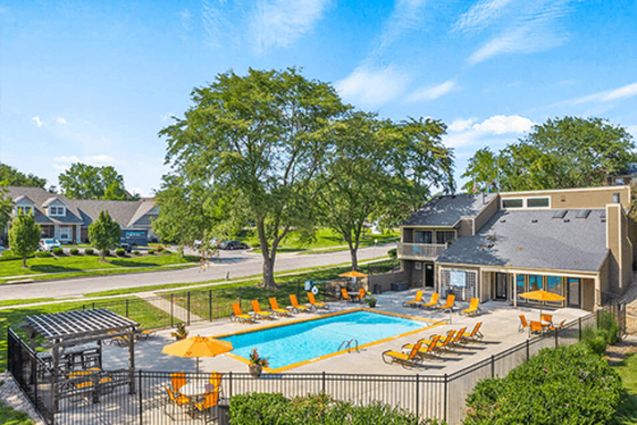 The Retreat at Woodridge Apartments property image
