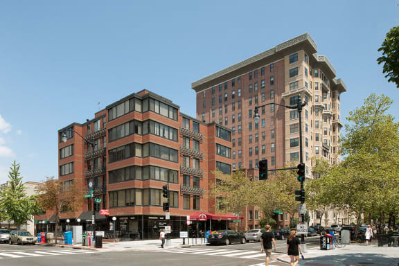 1633 Q Apartments property image
