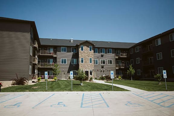 Diamond Bend Apartments property image