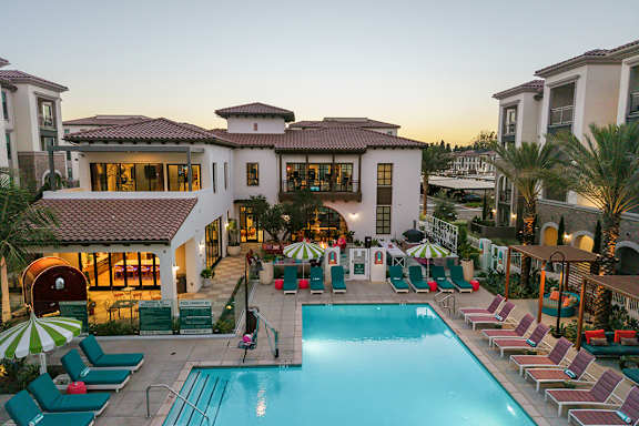 CALIXA Apartment Homes property image