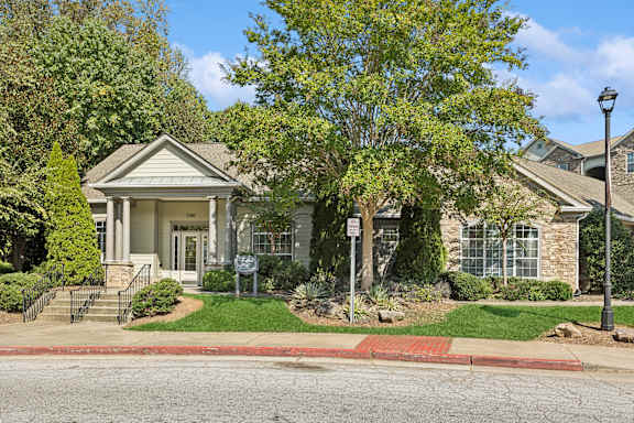 Longwood Vista Apartments property image