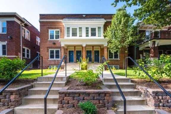 6633-35 Washington property image