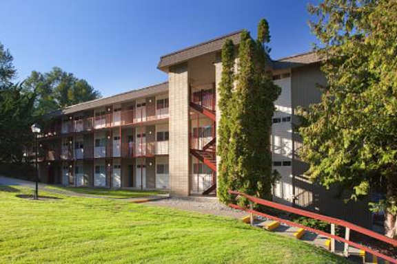 Woodridge Park property image